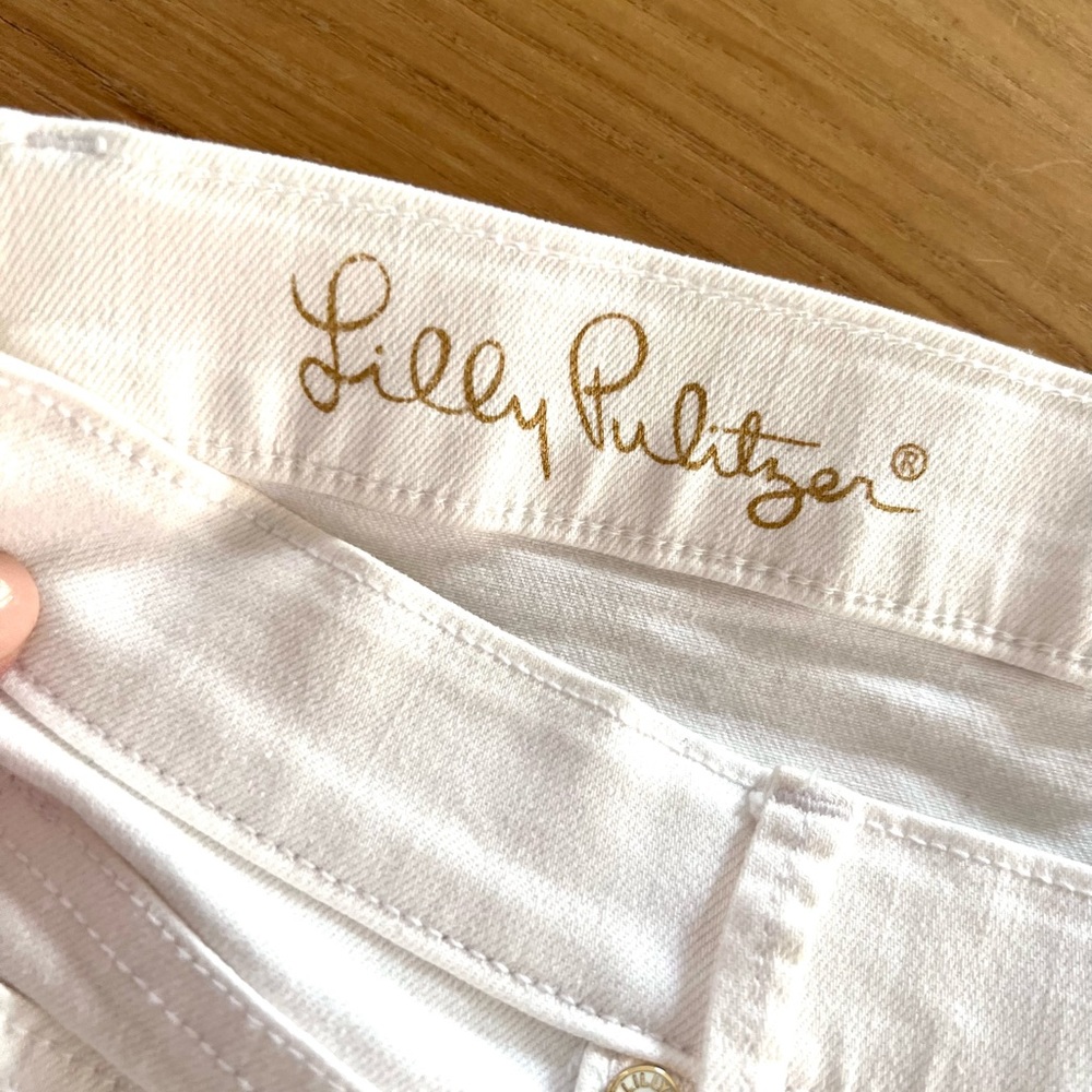 Lilly Pulitzer
South Ocean Resort White Regular-Fit Skinny Crop Jeans Size 6